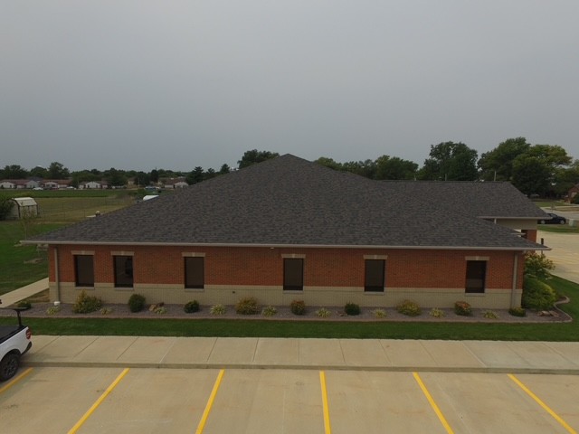 Farm Credit, Red Bud, IL, Owens Corning TruDefinition Duration asphalt shingles in color Peppercorn