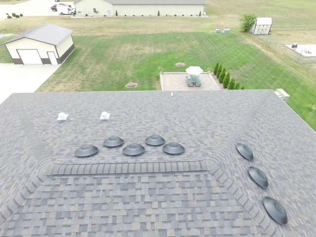 Farm Credit, Red Bud, IL, Owens Corning TruDefinition Duration asphalt shingles in color Peppercorn