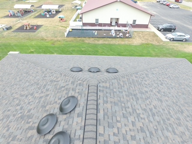Farm Credit, Red Bud, IL, Owens Corning TruDefinition Duration asphalt shingles in color Peppercorn